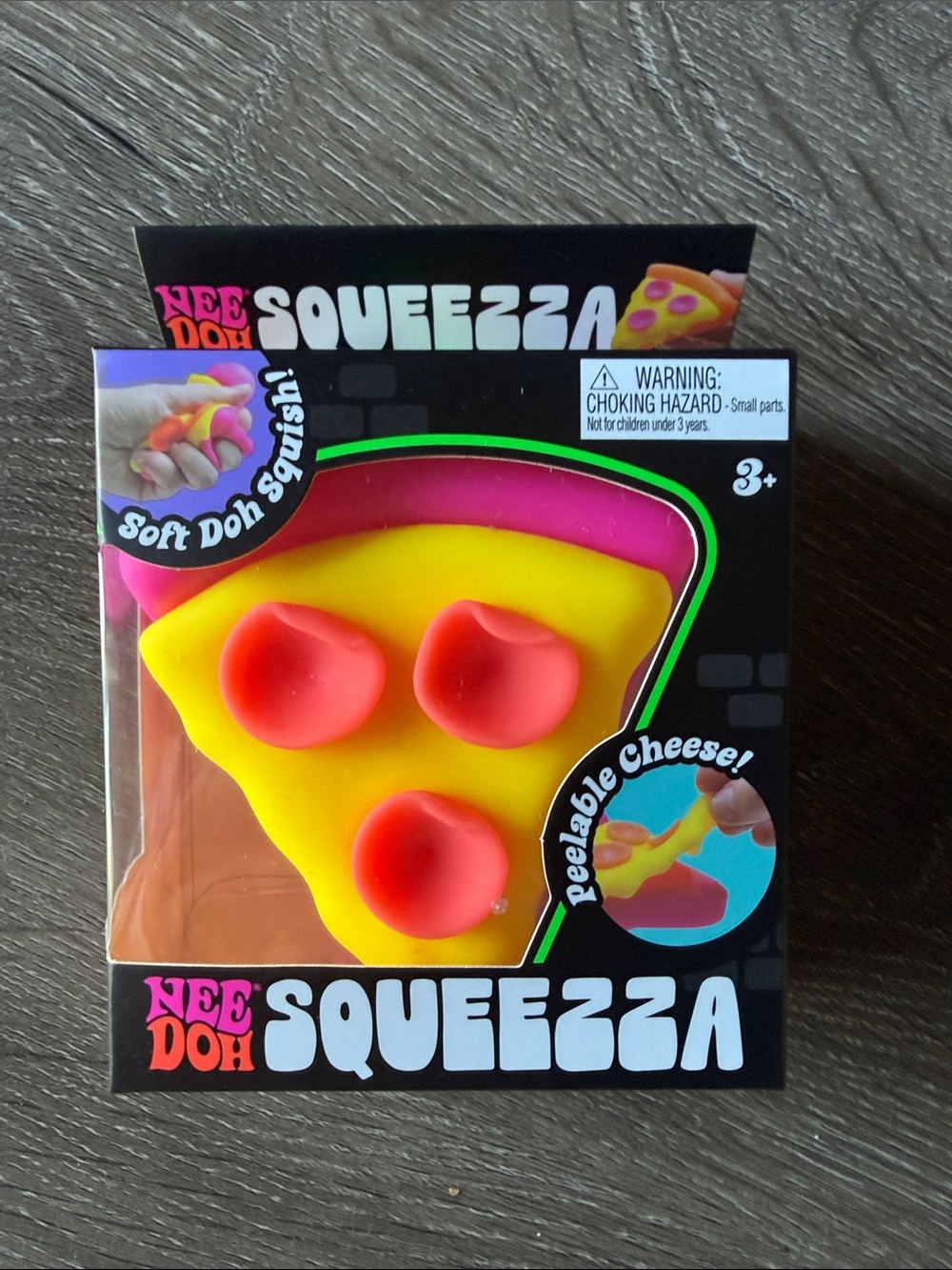 Squeezza Pizza Needoh (PINK CRUST)